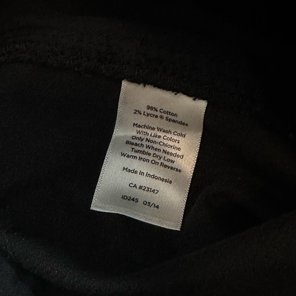 Talbots petite Classic Black corduroy Women's Skirt 8p - Picture 5 of 8